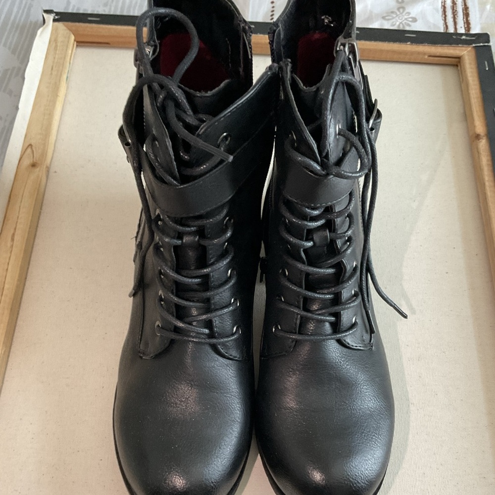 Black Combat Moto Boots with Lace-Up Design